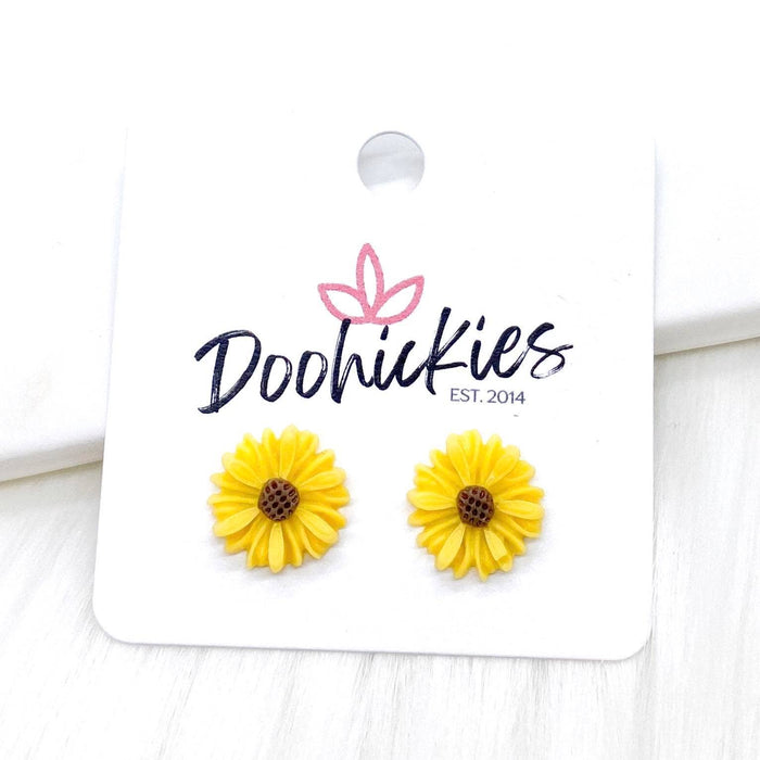 13mm Daisy Studs -Earrings