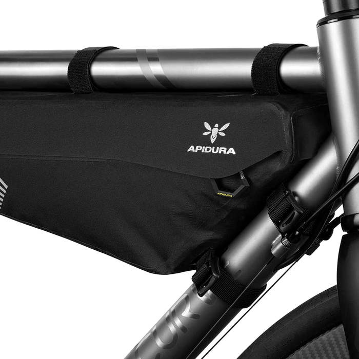 Apidura Racing Frame Pack Black 4L - Comor - Go Play Outside