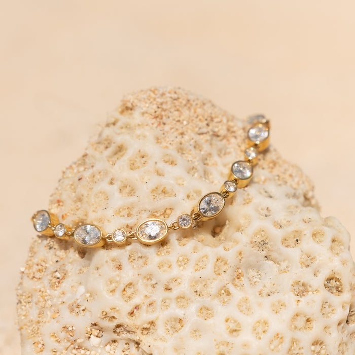 Minimal Gold Chain Bracelet