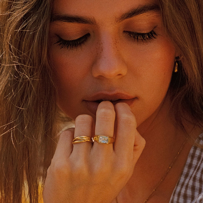 Interlaced Rings