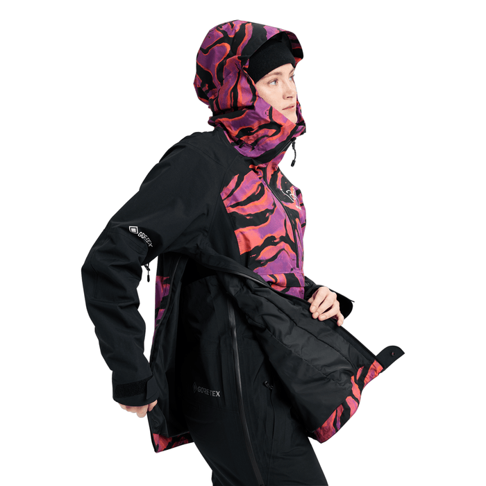 Burton Women's [ak] Kimmy Gore - Tex 2L Anorak 2026 Slash Multi/True Black - Comor - Go Play Outside