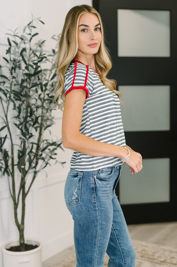 Country Stripe Casual Tee in Navy White