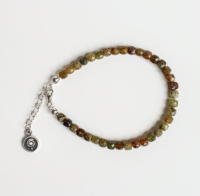 Green Garnet Silver 925 Bracelet "Vital Thouhgts" - Petit Secret