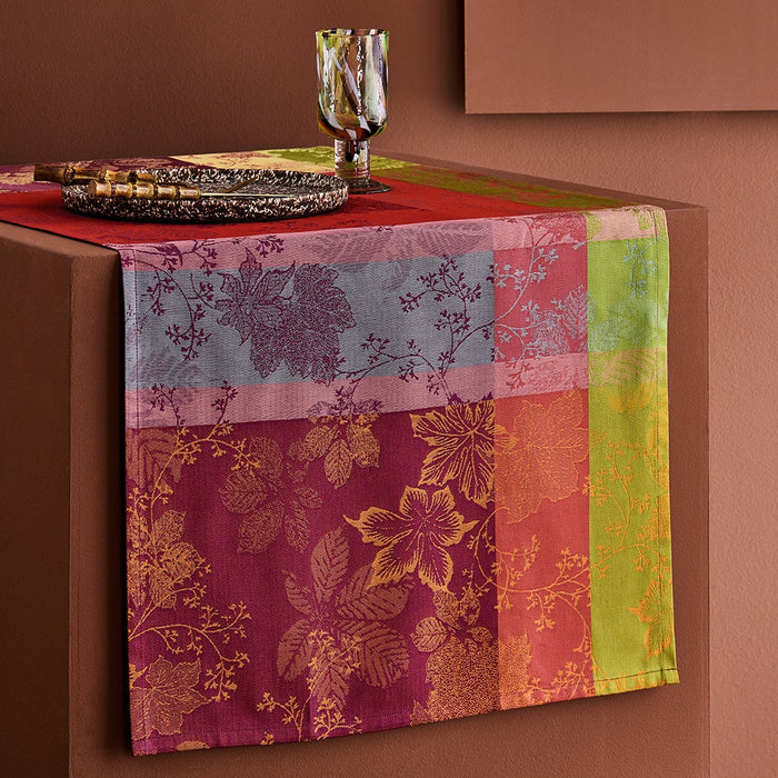 Mille Sous Bois Automne Jacquard Table Runner