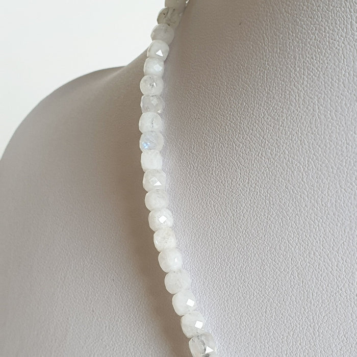 Moonstone Silver Necklace for Women's - Pendant Jewelry Online 2023