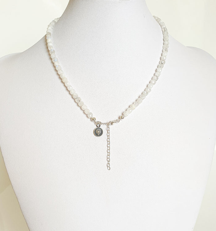 Moonstone Silver Necklace for Women's - Pendant Jewelry Online 2023