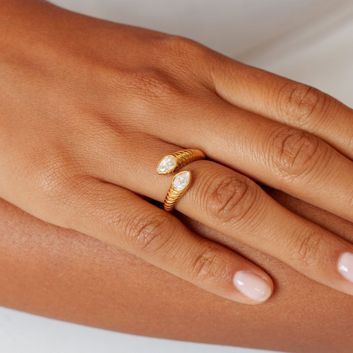 Gold Naya Ring
