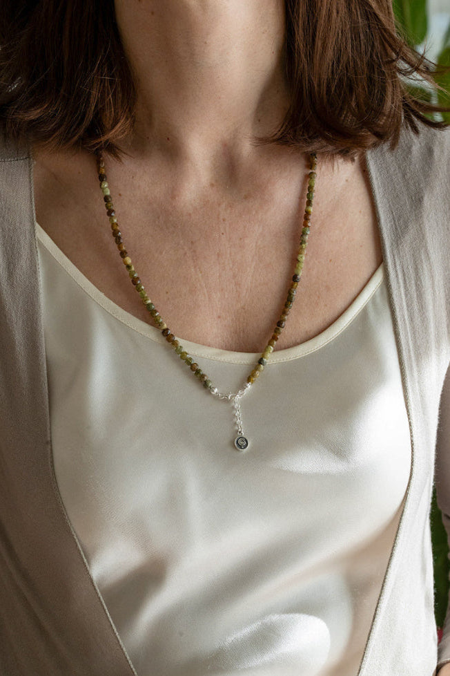 Set of Green Garnet Silver 925 Necklace and Bracelet "Vital Thouhgts" - Petit Secret