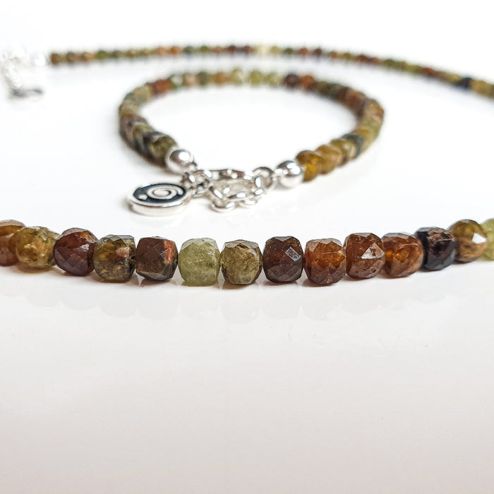 Set of Green Garnet Silver 925 Necklace and Bracelet "Vital Thouhgts" - Petit Secret