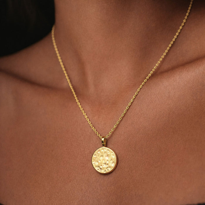 Sorella Necklace On Model